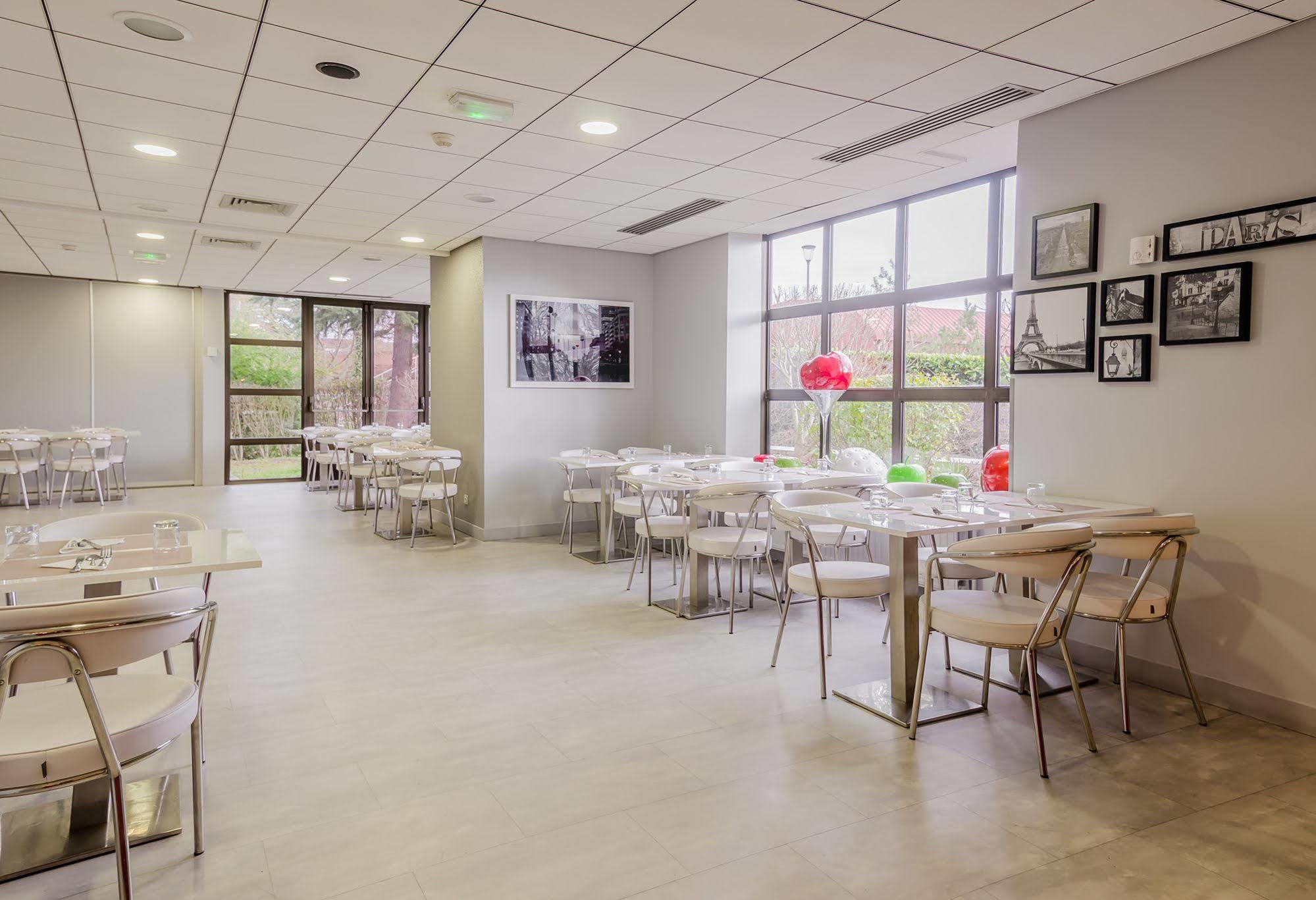 Mercure Cergy Pontoise Centre Luaran gambar